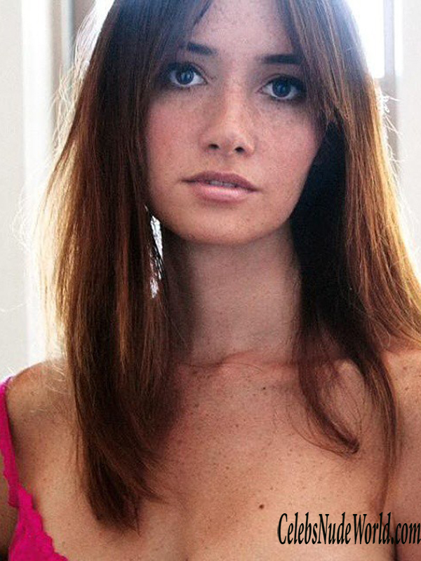 Sara Malakul photoshoot 163025