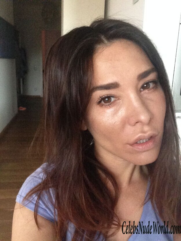 Sandra Ahrabian Leaked 163054