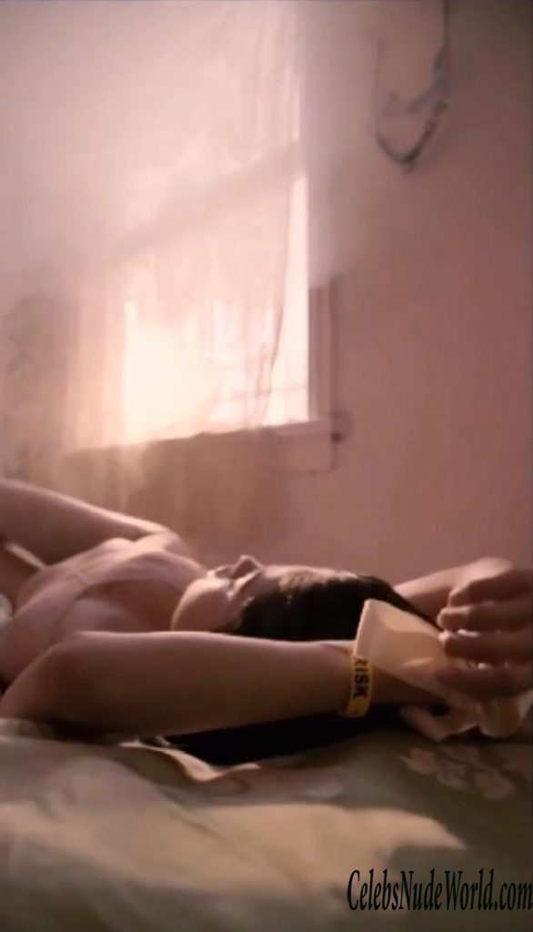 Selena Gomez Is Naked (Kind Of) 163131