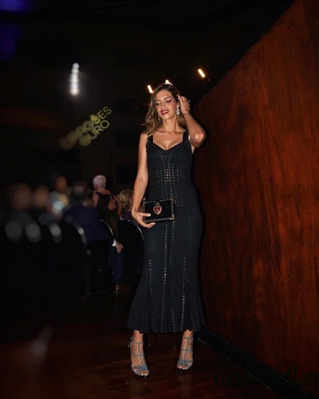 Sara Carbonero Sexy 163155