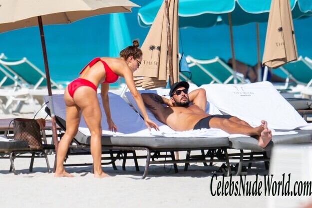 Sara Corrales Bikini 163667