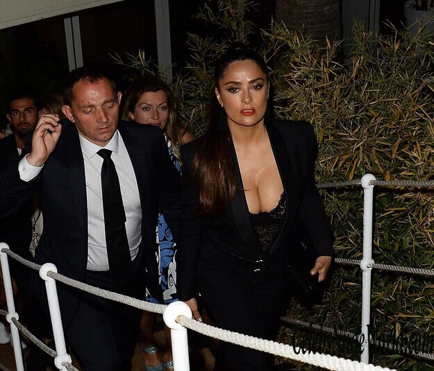 Salma Hayek: The Bustiest She Has Ever Looked 163869