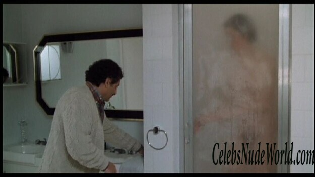 Nude Photos of Sigourney Weaver 164002