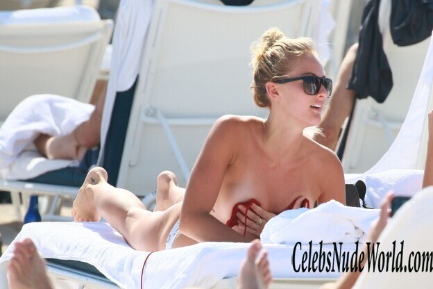 Selena Weber Topless Photos 164147