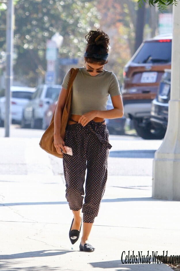 Sarah Hyland Pokies 164244