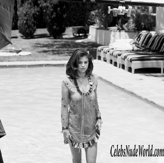 Selena Gomez Sexy 164368