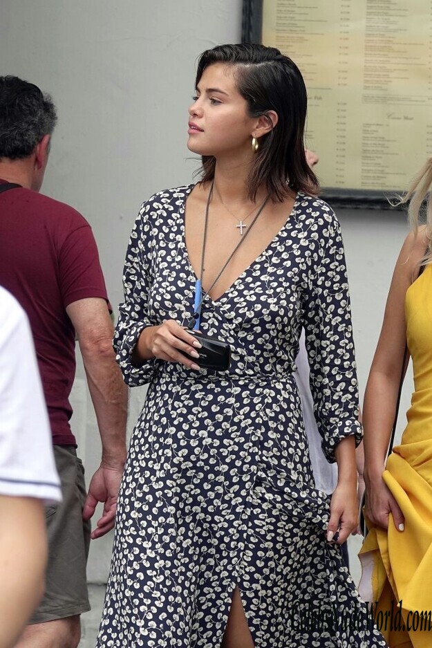 Selena Gomez Sexy 164424