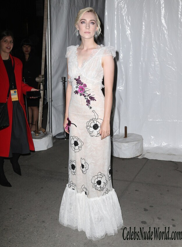 Saoirse Ronan Cleavage 164698