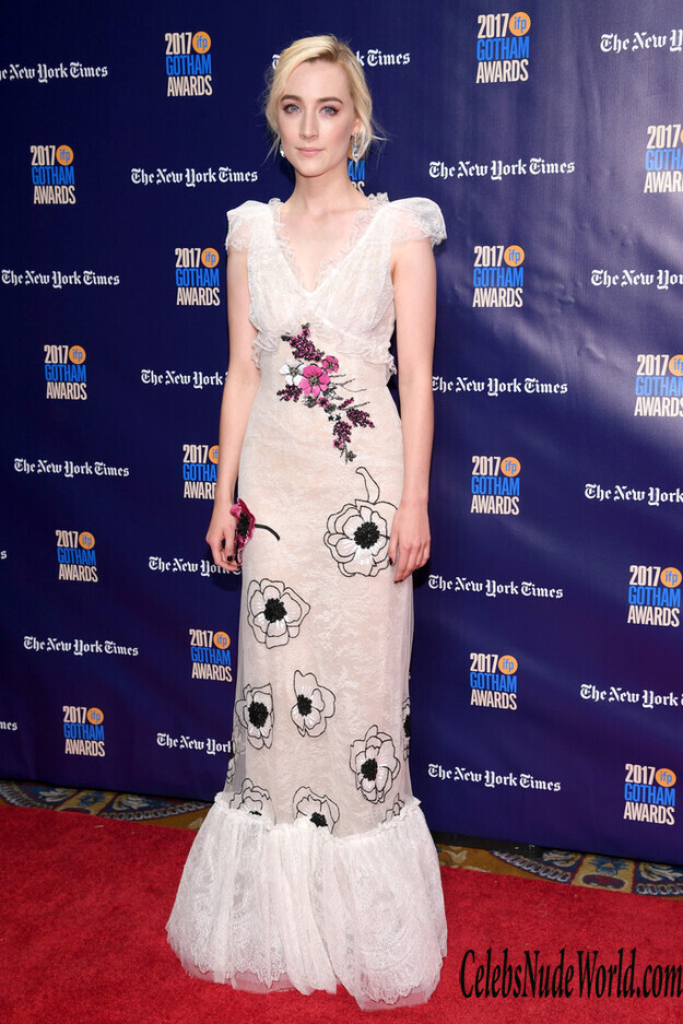 Saoirse Ronan Cleavage 164703