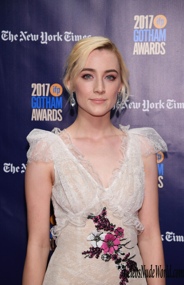 Saoirse Ronan Cleavage 164705