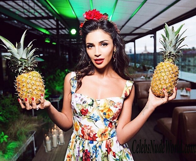 Santa Dimopulos Erotic 165394