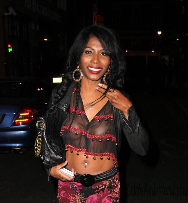 Sinitta's Left Nipple Gets Exposed 166687