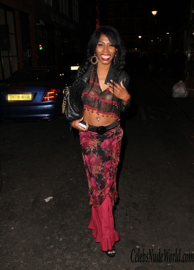 Sinitta's Left Nipple Gets Exposed 166688