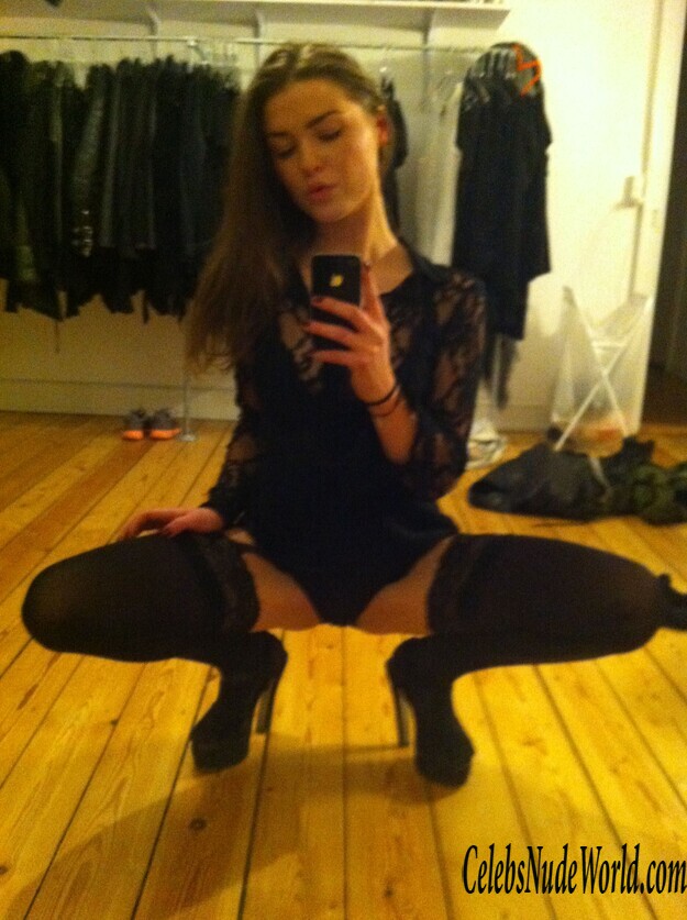 Sophia Roe Leaked 167350