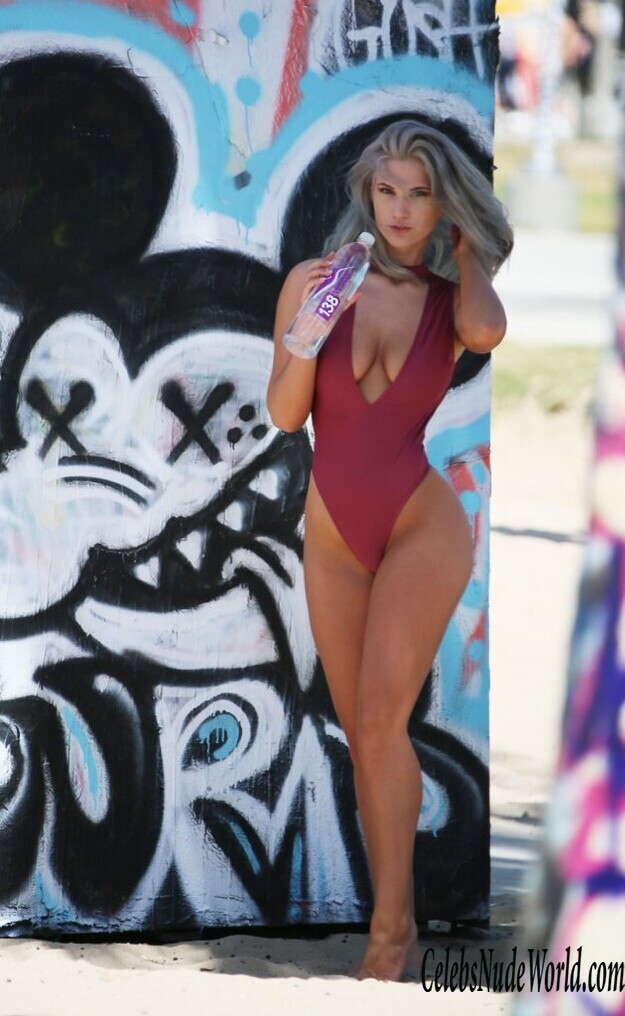 Samantha Knezel Sexy 167734