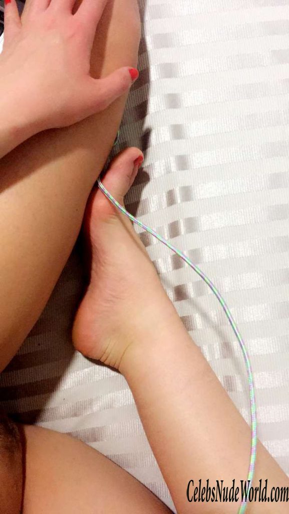 Rosa Brighid Sexy 168180