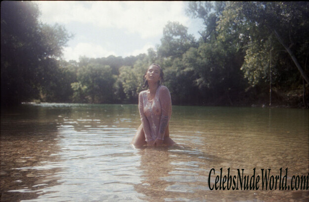 Sexy photoshot of Shay Maria 168350