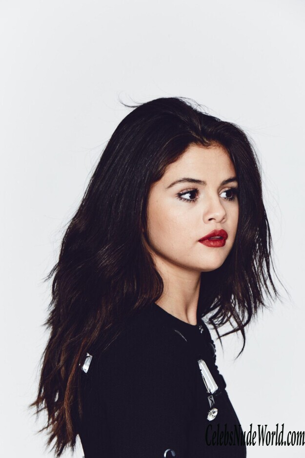 Selena Gomez Hot 168705