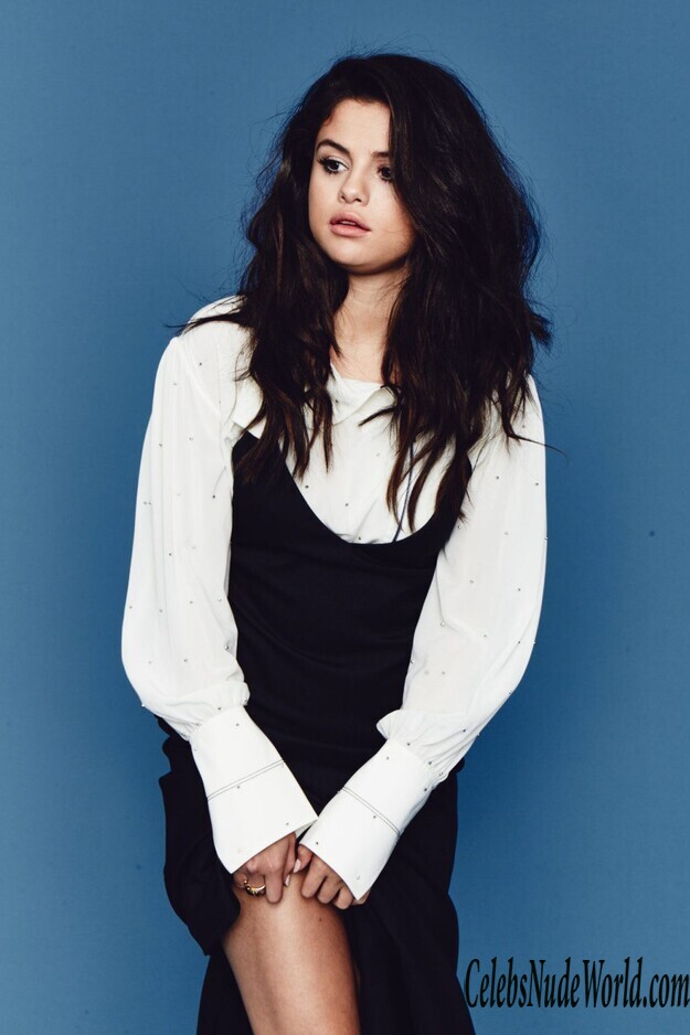 Selena Gomez Hot 168714