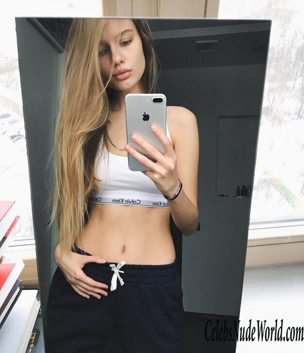 Snezhana Yanchenko Nude 168828