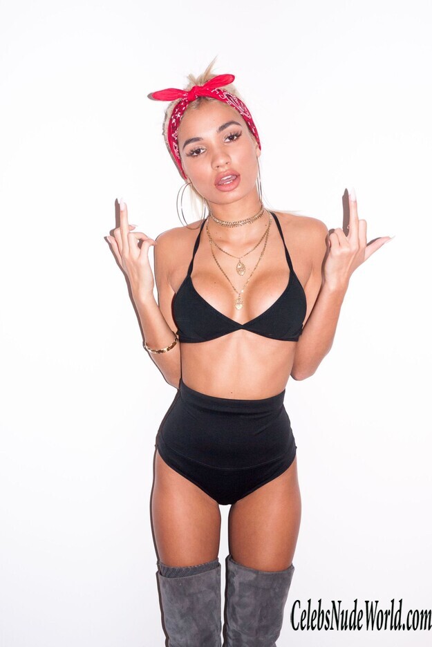 Latest pics from the Thefappening.So 169068