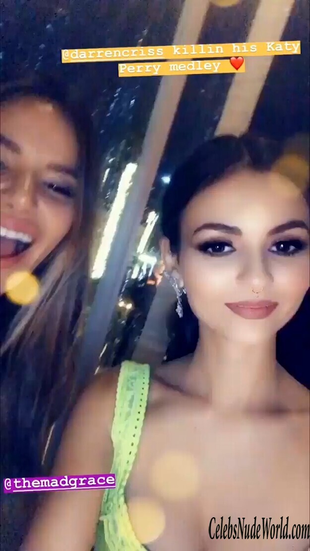 Victoria Justice Cleavage 169226