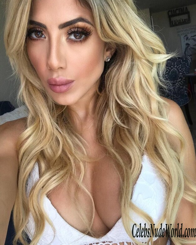 Valeria Orsini Nude 170378