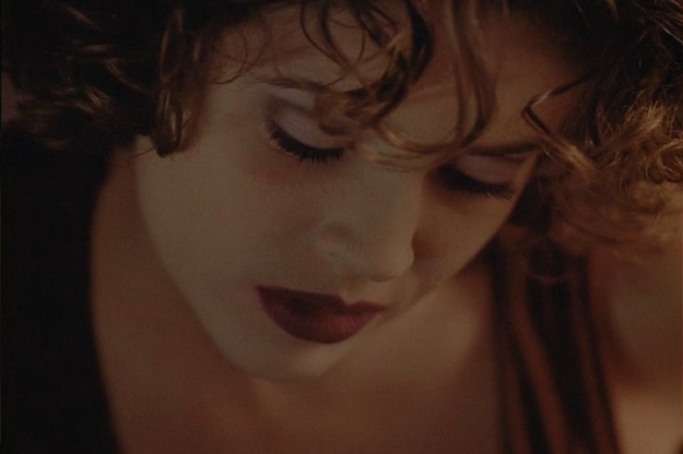 Alyssa Milano nude scene pic 1706