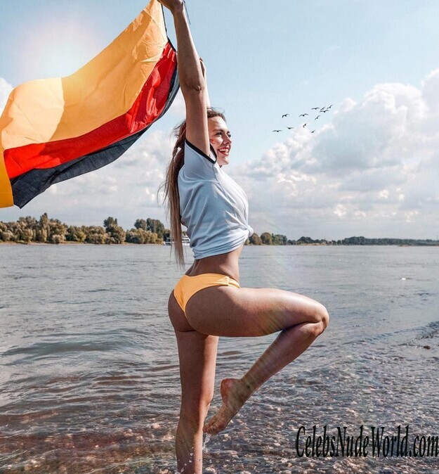 Yvonne Pferrer Erotic 170644