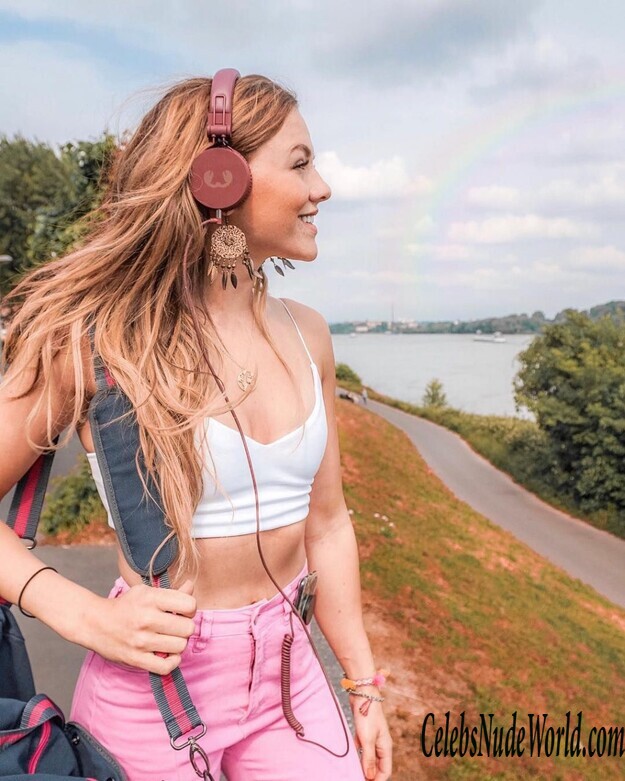 Yvonne Pferrer Erotic 170648