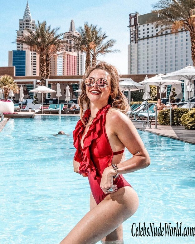 Yvonne Pferrer Erotic 170656