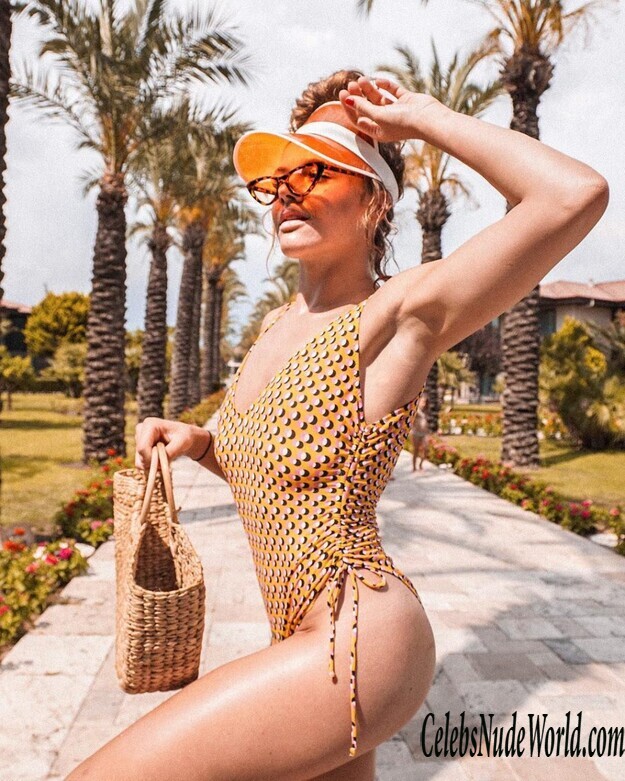 Yvonne Pferrer Erotic 170669