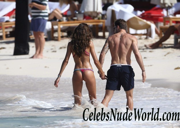 Izabel Goulart In A Thong Bikini On The Beach In St. Barts 17074