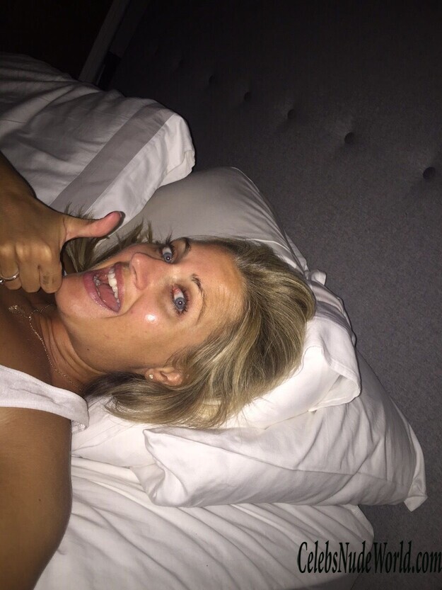 Hayley McQueen Leaked 170911