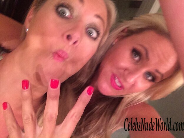 Hayley McQueen Leaked 170915