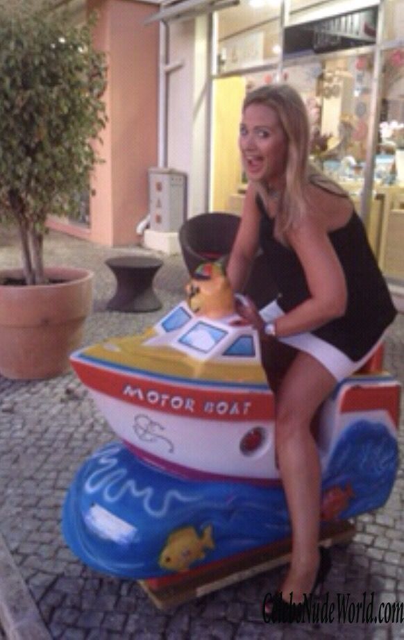 Hayley McQueen Leaked 170934