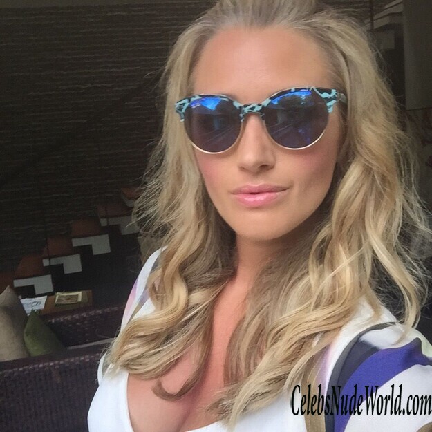 Hayley McQueen Leaked 170977