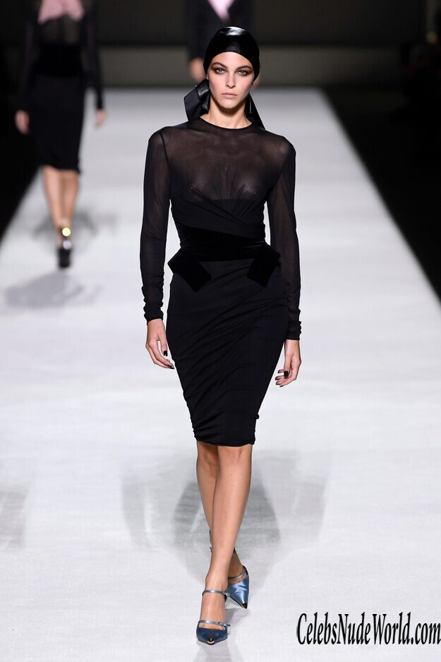 Vittoria Ceretti See Through 171010