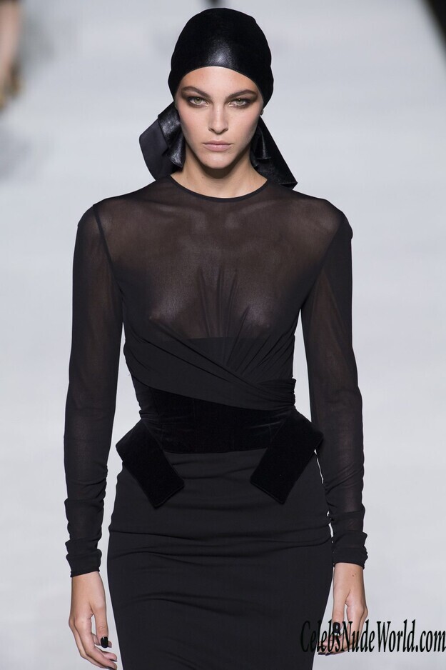 Vittoria Ceretti See Through 171011