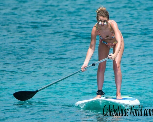 Zoe Salmon Sexy 171446