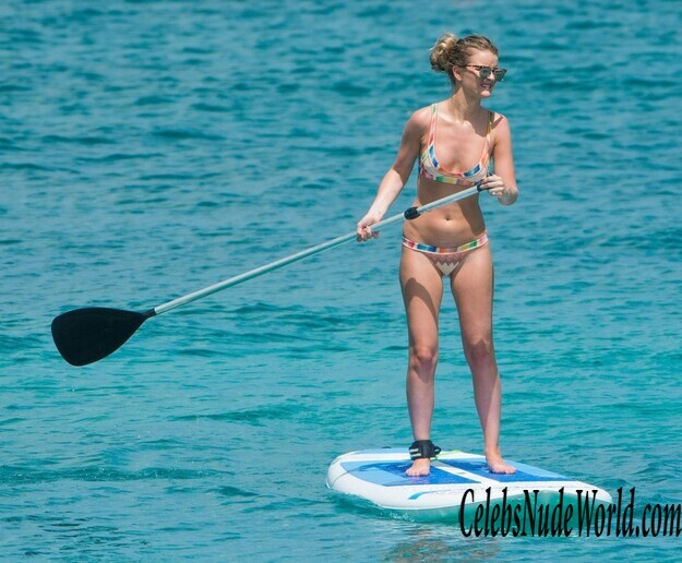 Zoe Salmon Sexy 171448