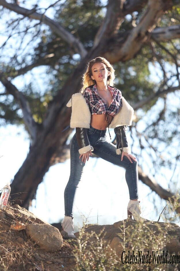 Trista Mikail Sexy 171486