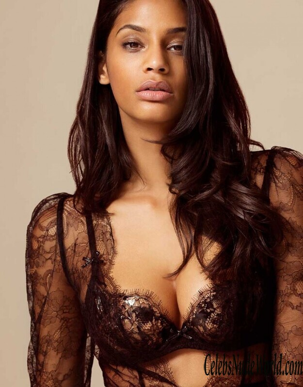 Tsanna Latouche Hot Photoset 171987