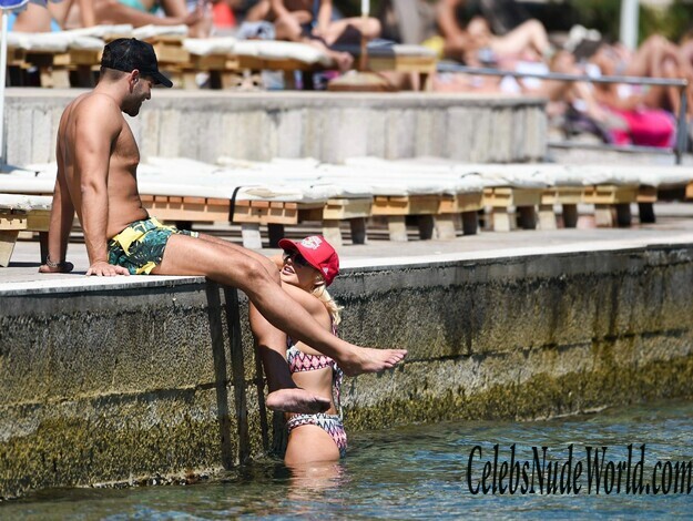 Stephanie Pratt Bikini 172223