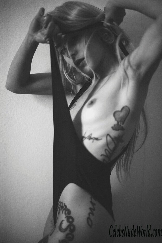 Stella Di Plastica Topless pics 172485