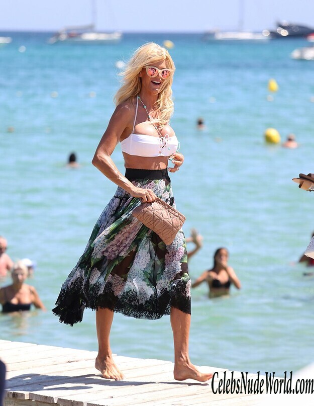 Victoria Silvstedt Sexy 172527