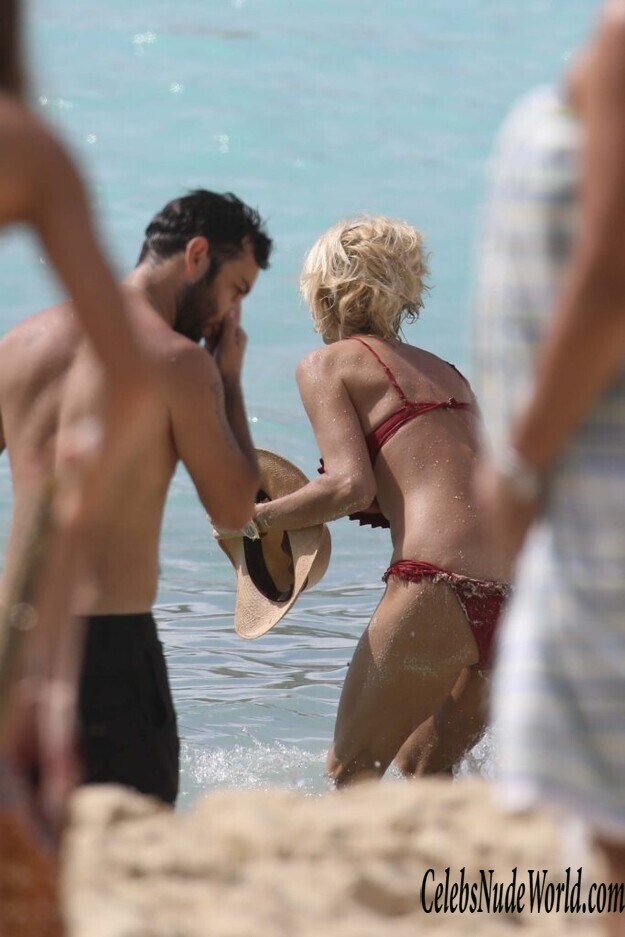 Victoria Silvstedt Sexy 172548