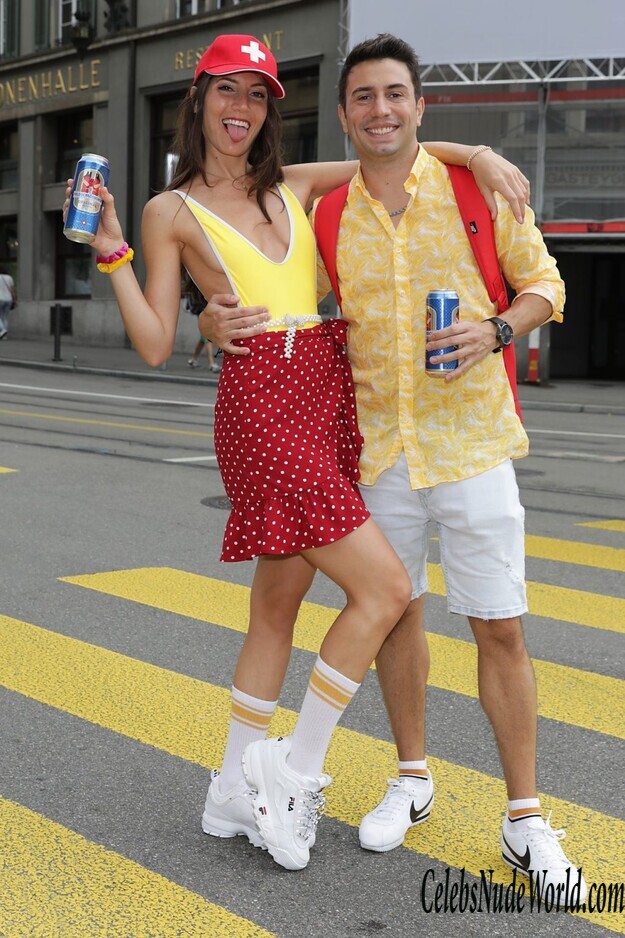 Kim and Paolo Topless 172714