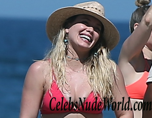Hilary Duff Wearing A Red Bikini In Mexico 17300