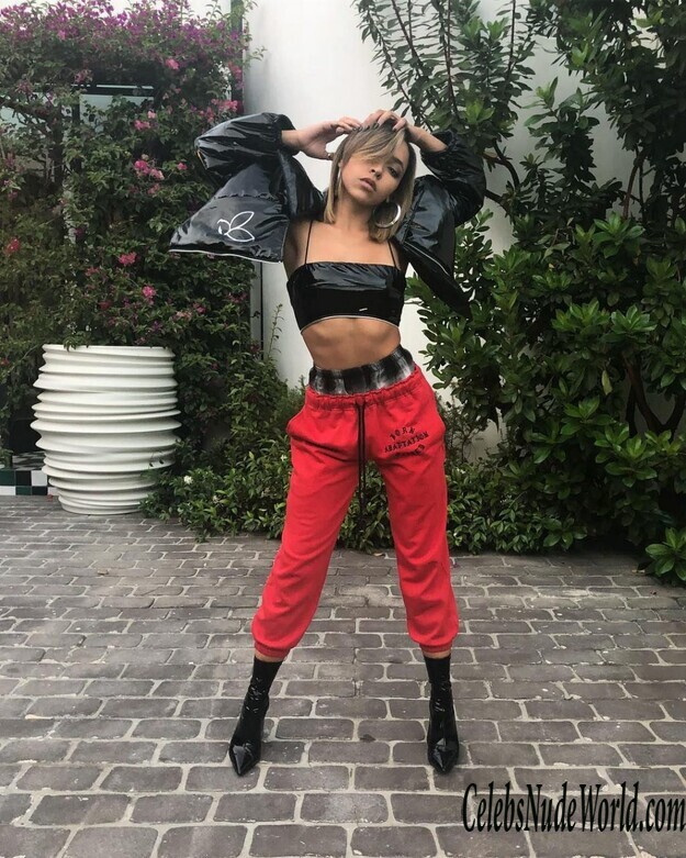 Tinashe Sexy 173101